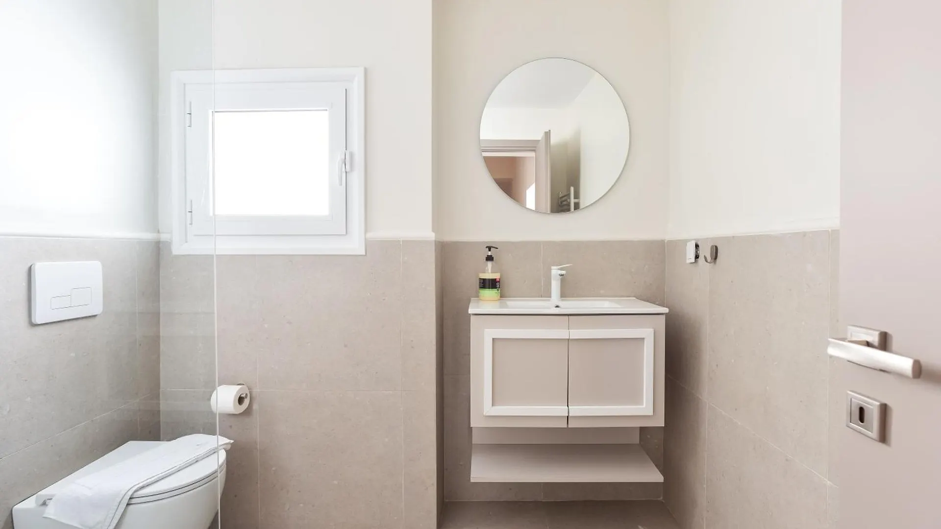 Harmonia Minimal Apartments Thessaloniki Greece